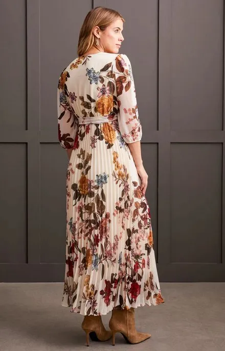 3/4 Sleeve V-Neck Dress
