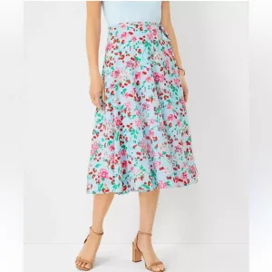 Ann Taylor Floral Tie Waist Skirt Wrap Style Light Blue Color Size 8 NWT