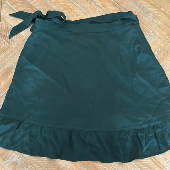 Aritzia Sunday Best Mini Ruffle Flounce Hem Forest Green Flowy Wrap Skirt
