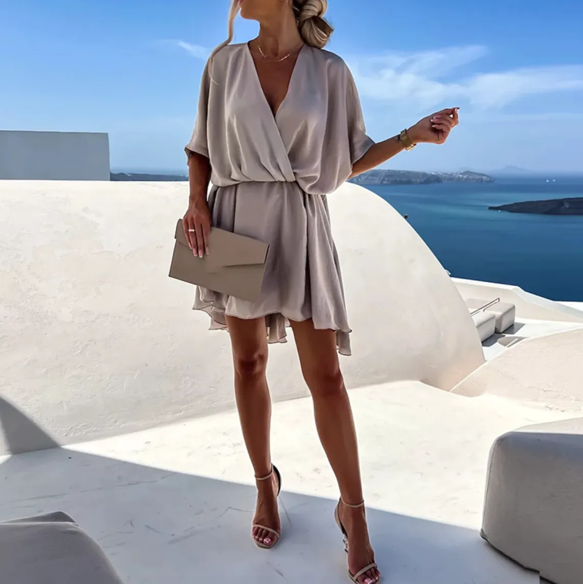 Arwena | Chic Flowy Mini Dress