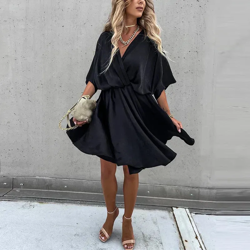 Arwena | Chic Flowy Mini Dress