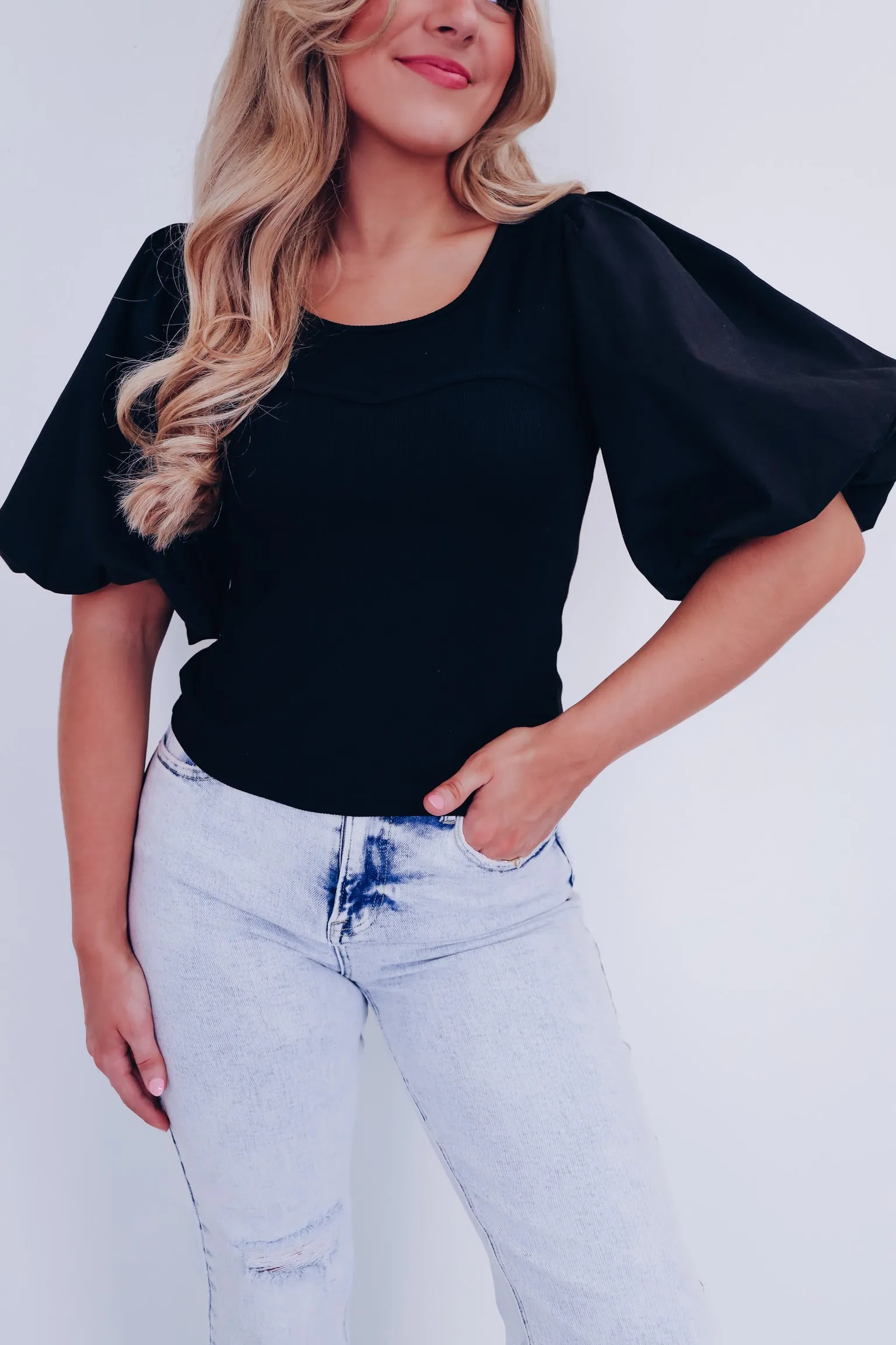 Brielle Bubble Sleeve Crop Top-Black