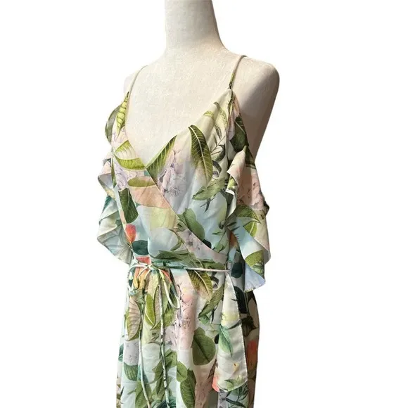 City Chic Tender Floral Maxi Dress in Fresh Floral XSmall Womens Plus