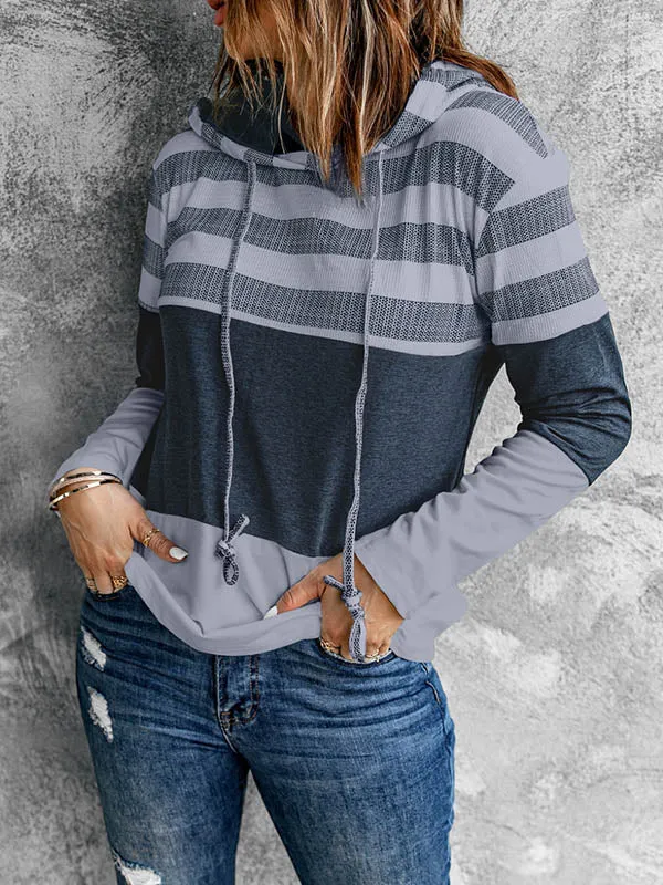Contrast Pullover Hoodie