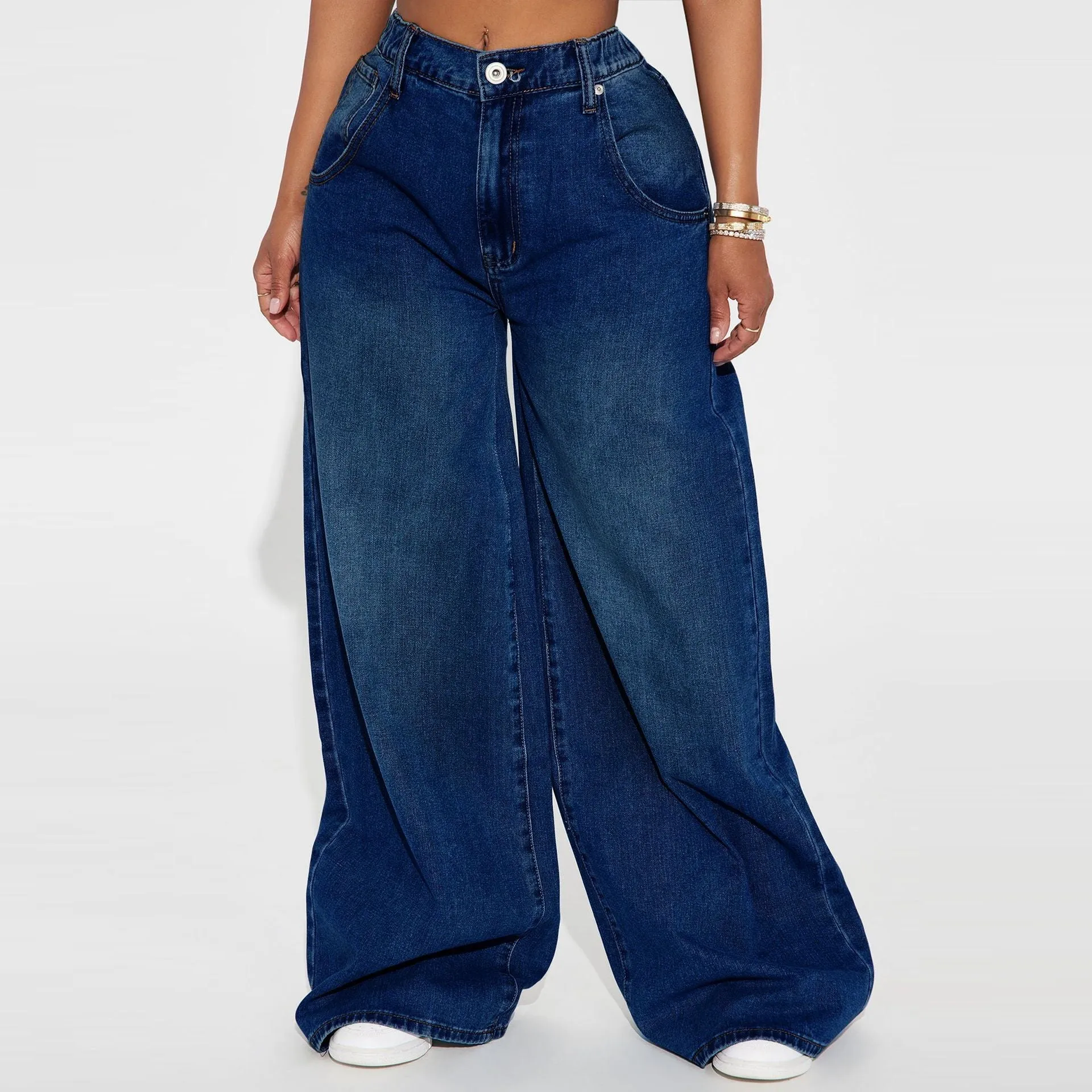 Effortlessly Chic Wide-Leg Denim Pants for a Relaxed, Fashion-Forward Look