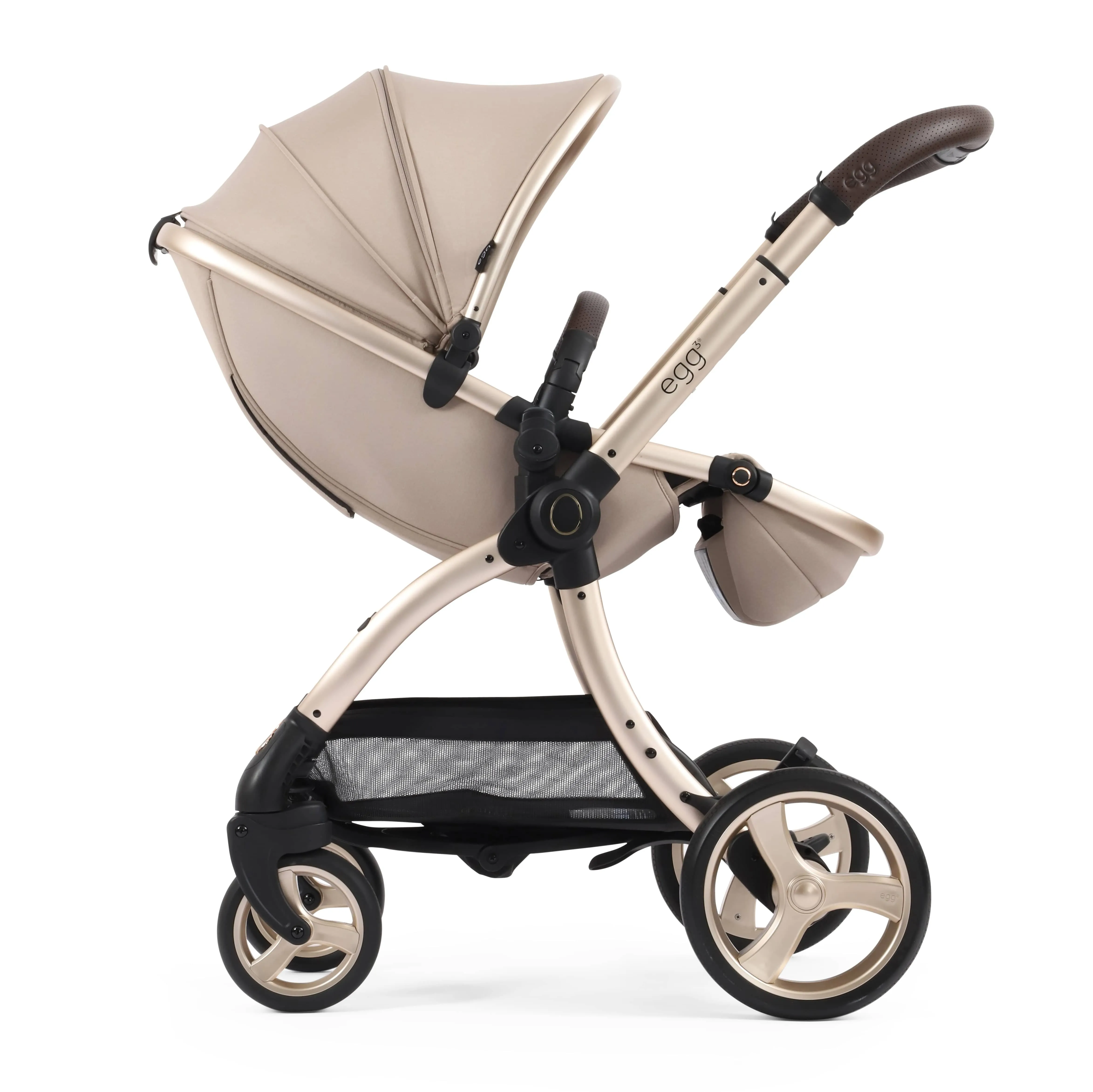 egg3 Luxury Maxi-Cosi Travel System Bundle - Feather