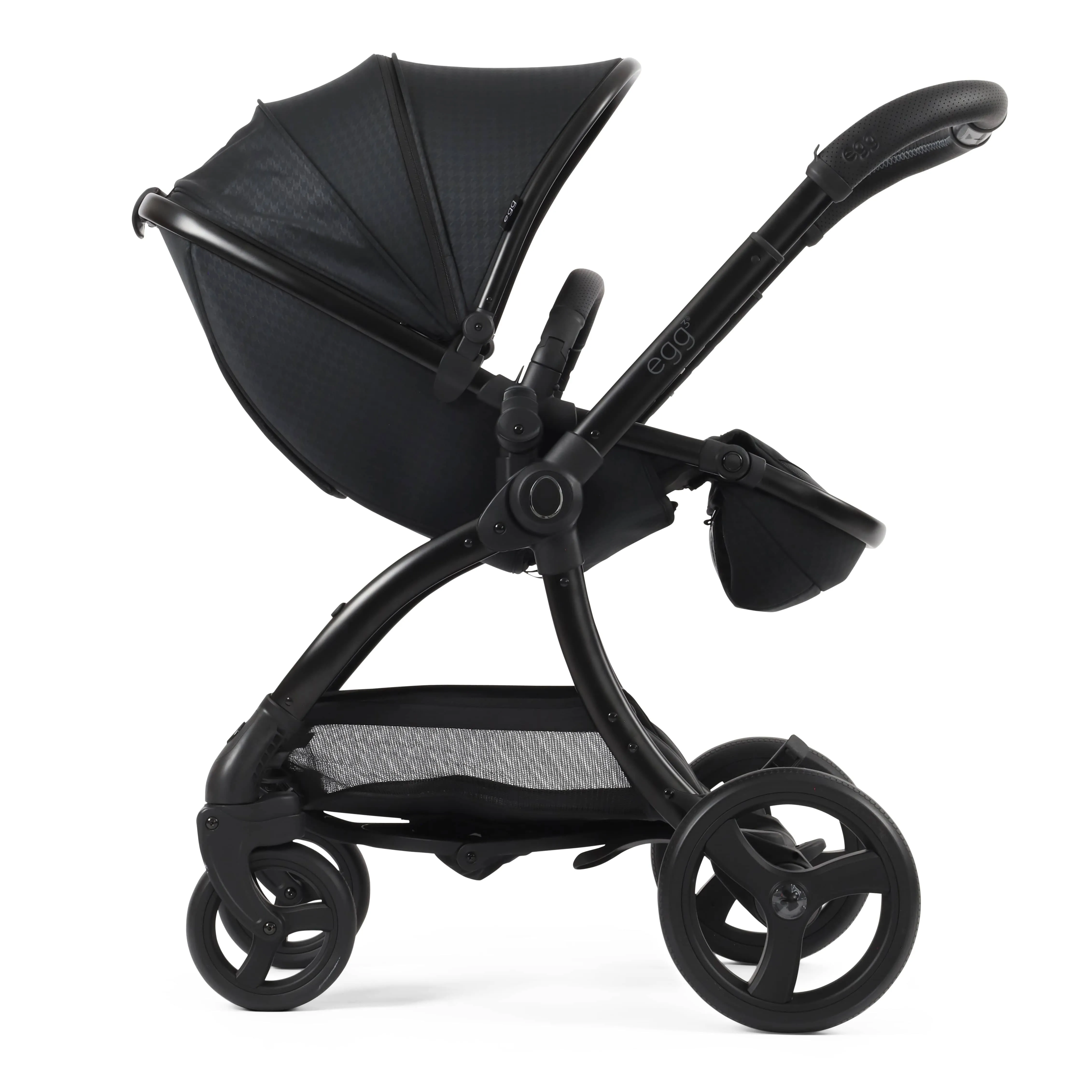 egg3 Luxury Maxi-Cosi Travel System Bundle - Houndstooth Black