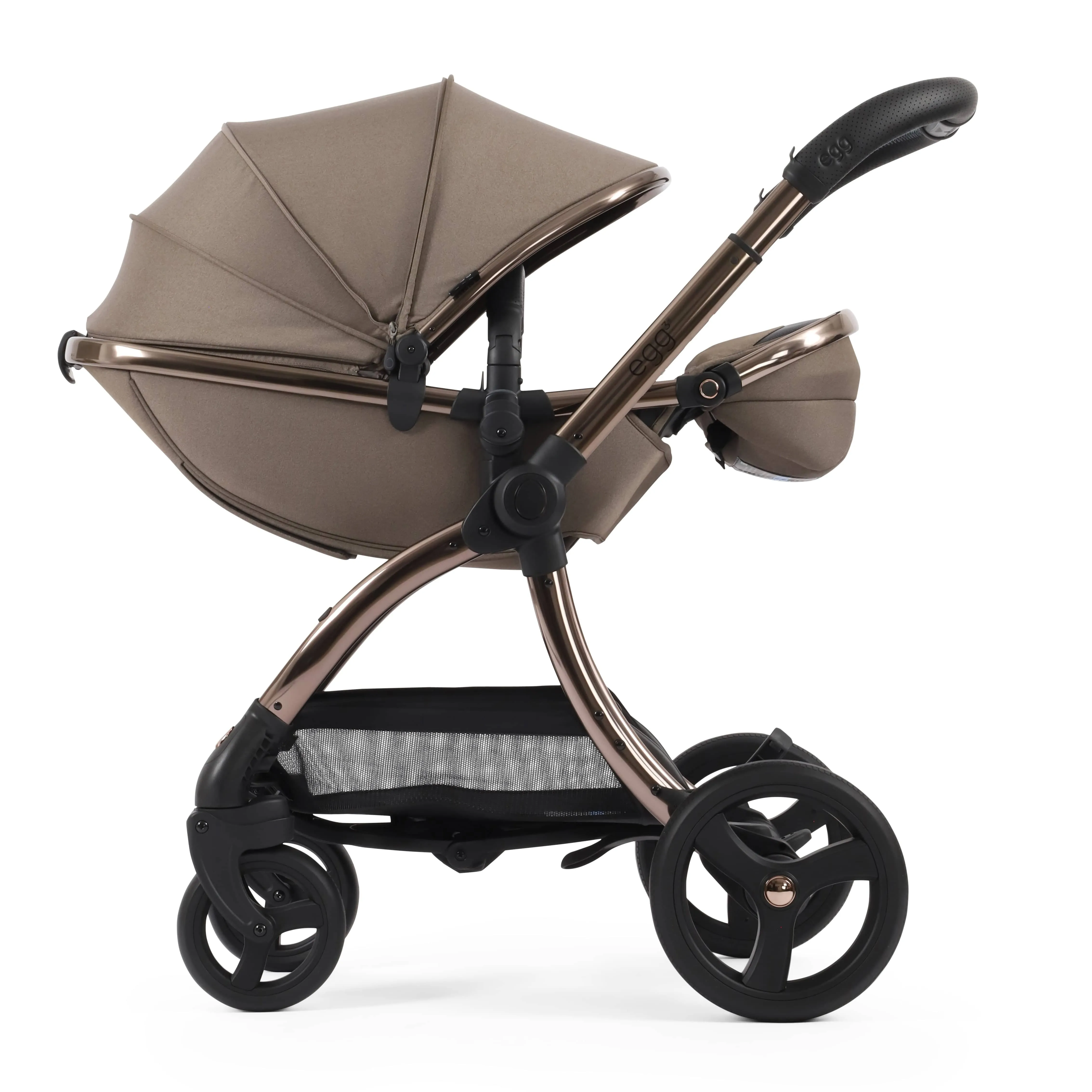 egg3 Luxury Maxi-Cosi Travel System Bundle - Mink