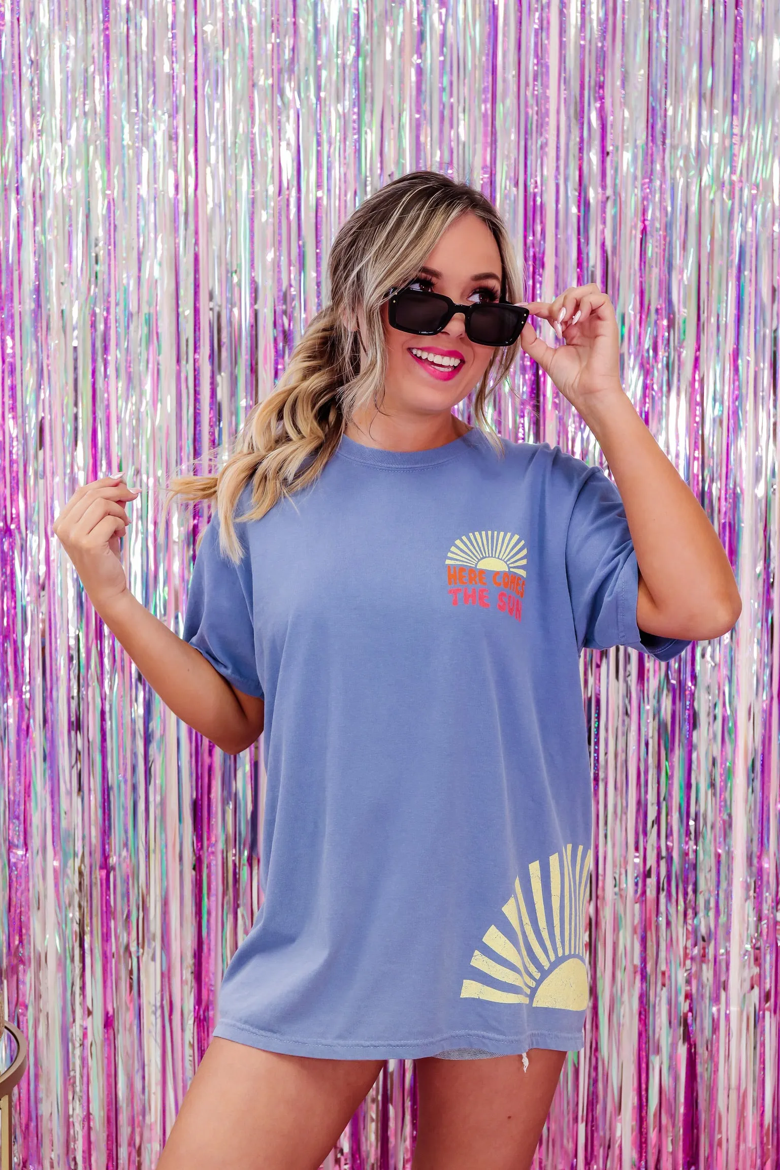 Here Comes The Sun Oversized Graphic Tee - Blue