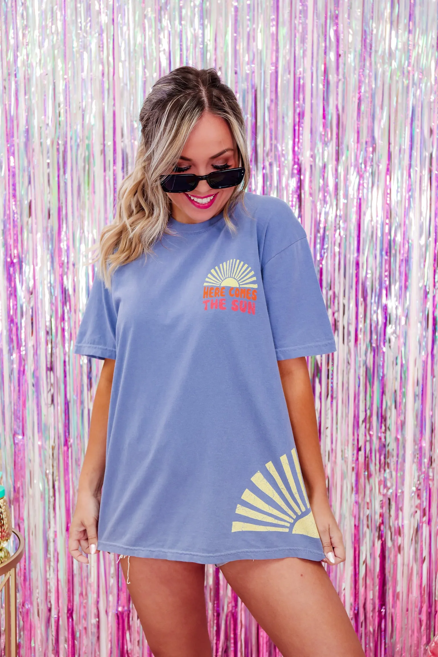 Here Comes The Sun Oversized Graphic Tee - Blue