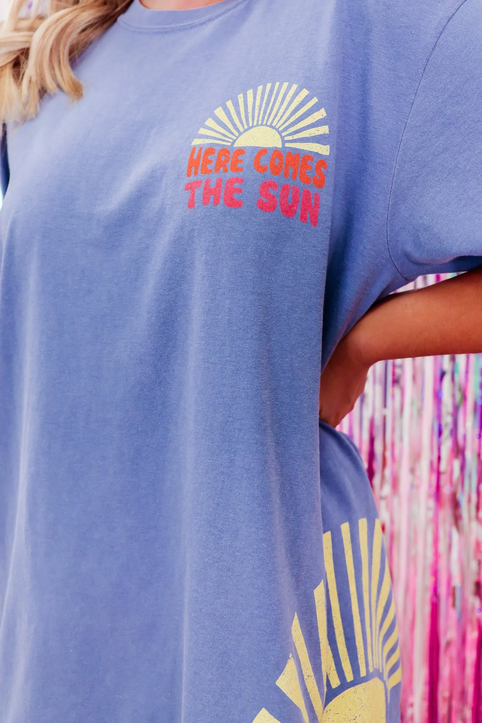Here Comes The Sun Oversized Graphic Tee - Blue