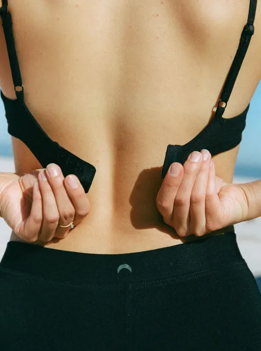 Huha - Triangle Bra | Black