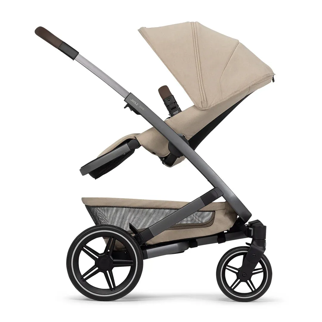 Joolz Geo3 Classic Bundle - Sandy Taupe with Cybex Cloud T i-Size Car Seat and Rotating Base T