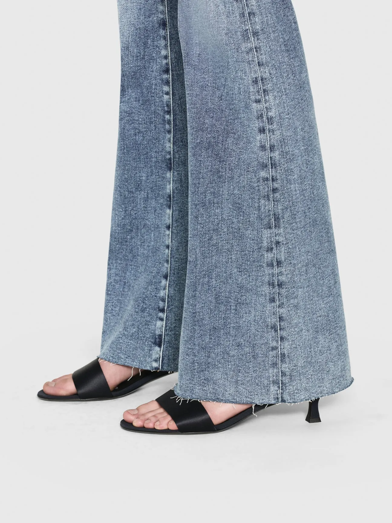 Le Easy Flare in Rowley Raw After