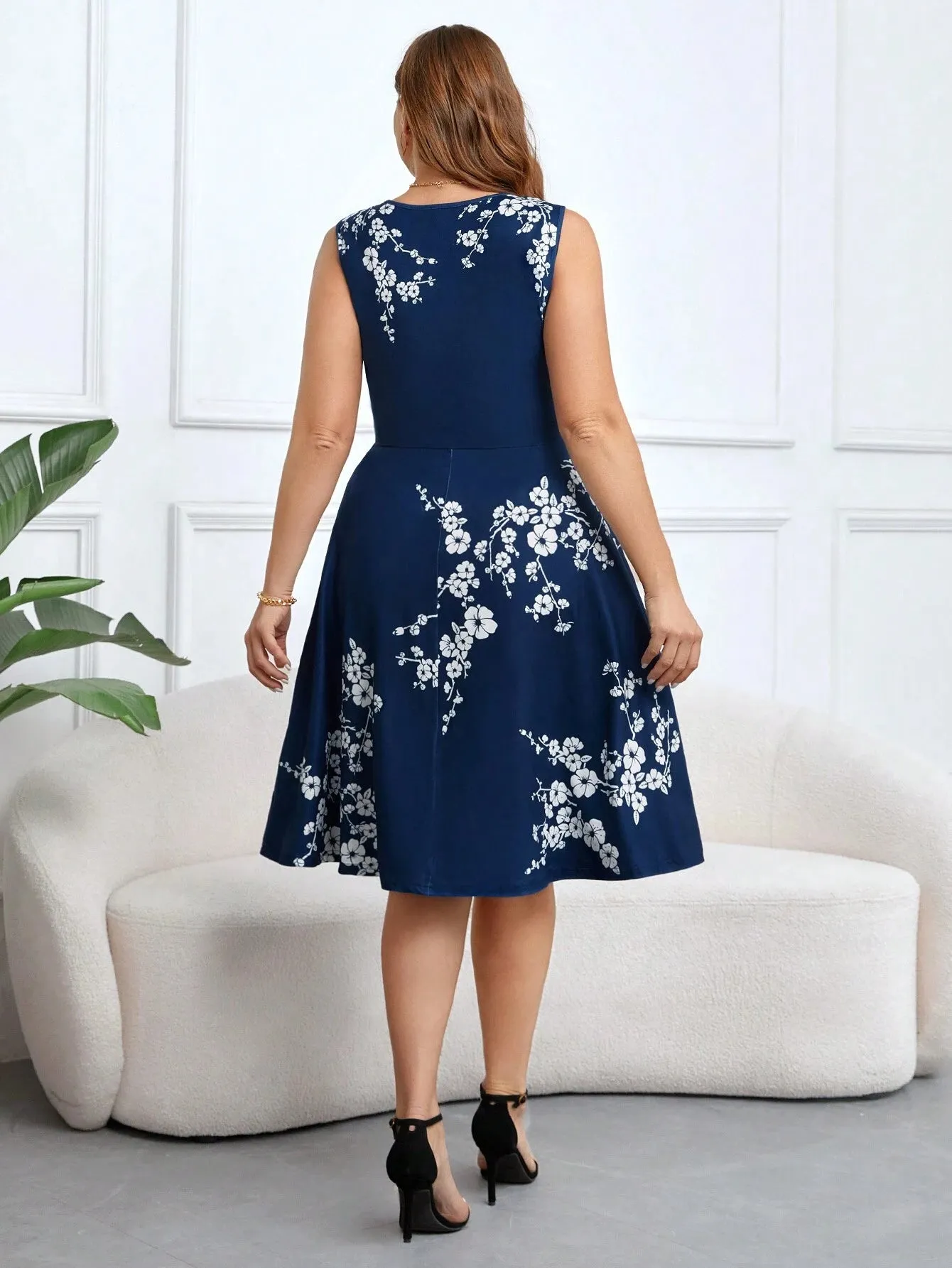 Liandra™ - Floral Wrap Dress