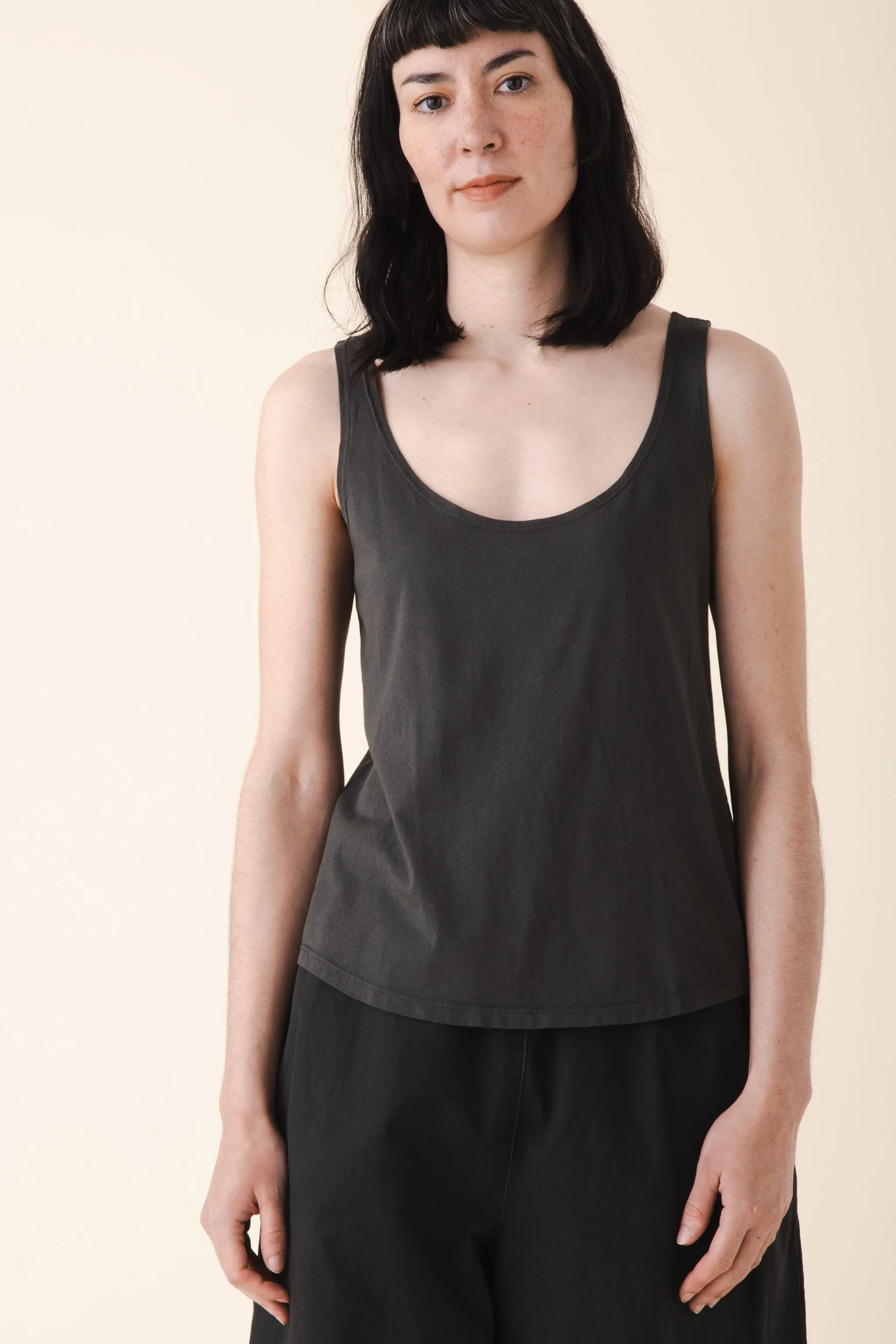 loose tank - organic cotton in dark green
