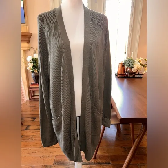 Lululemon still at ease Cashmere wrap jacket. Size 12
