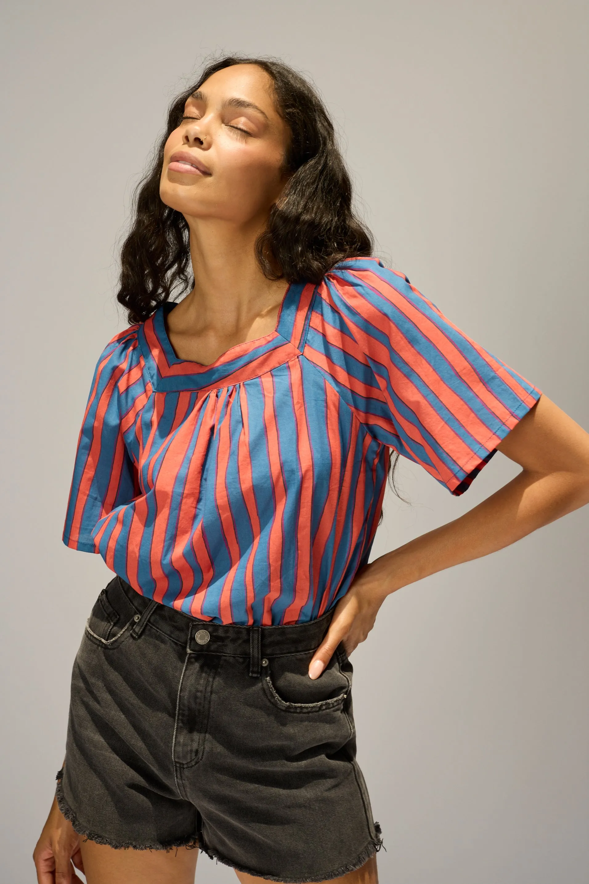 NIKKI TOP