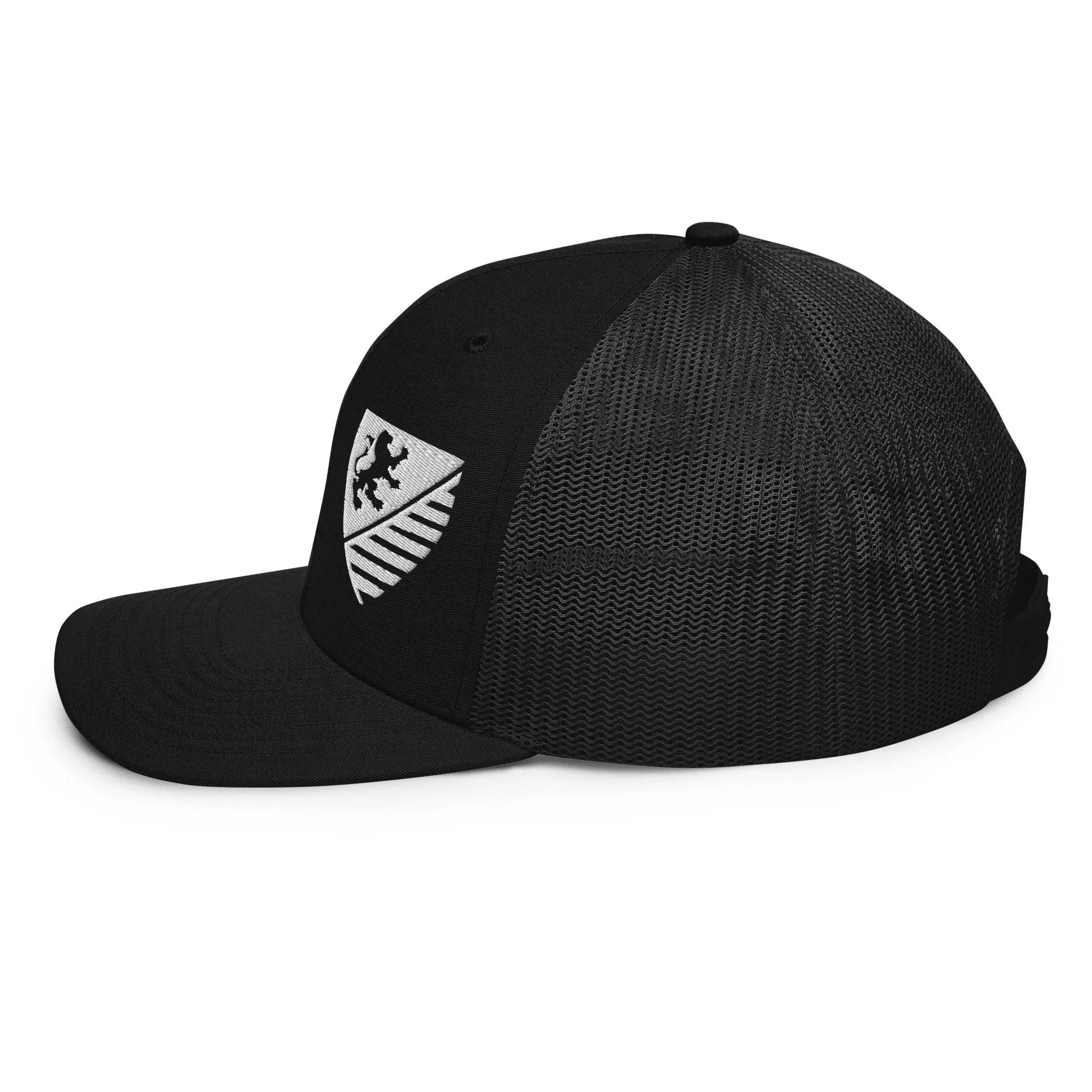 Noblesse Oblige - Trucker Cap