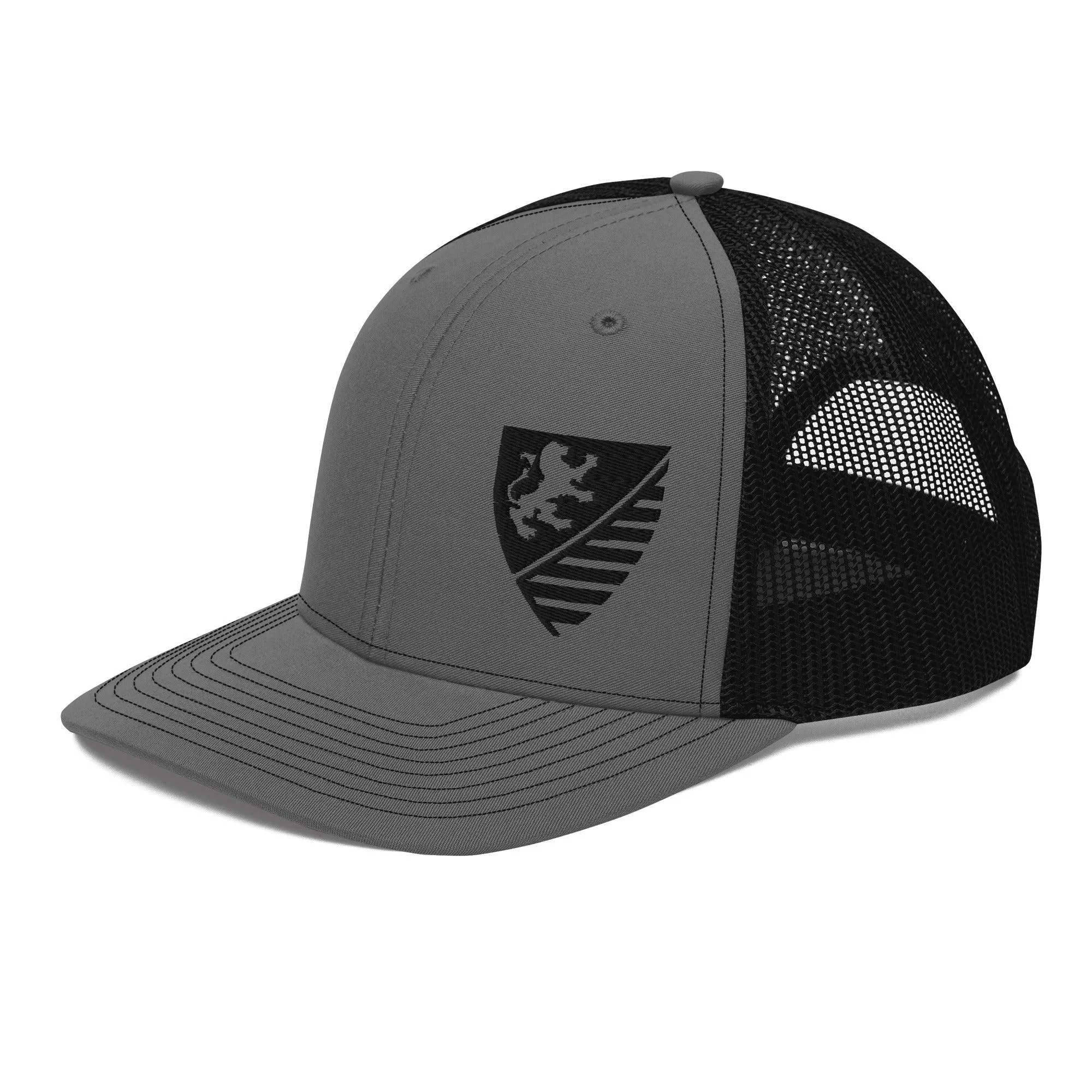 Noblesse Oblige - Trucker Cap