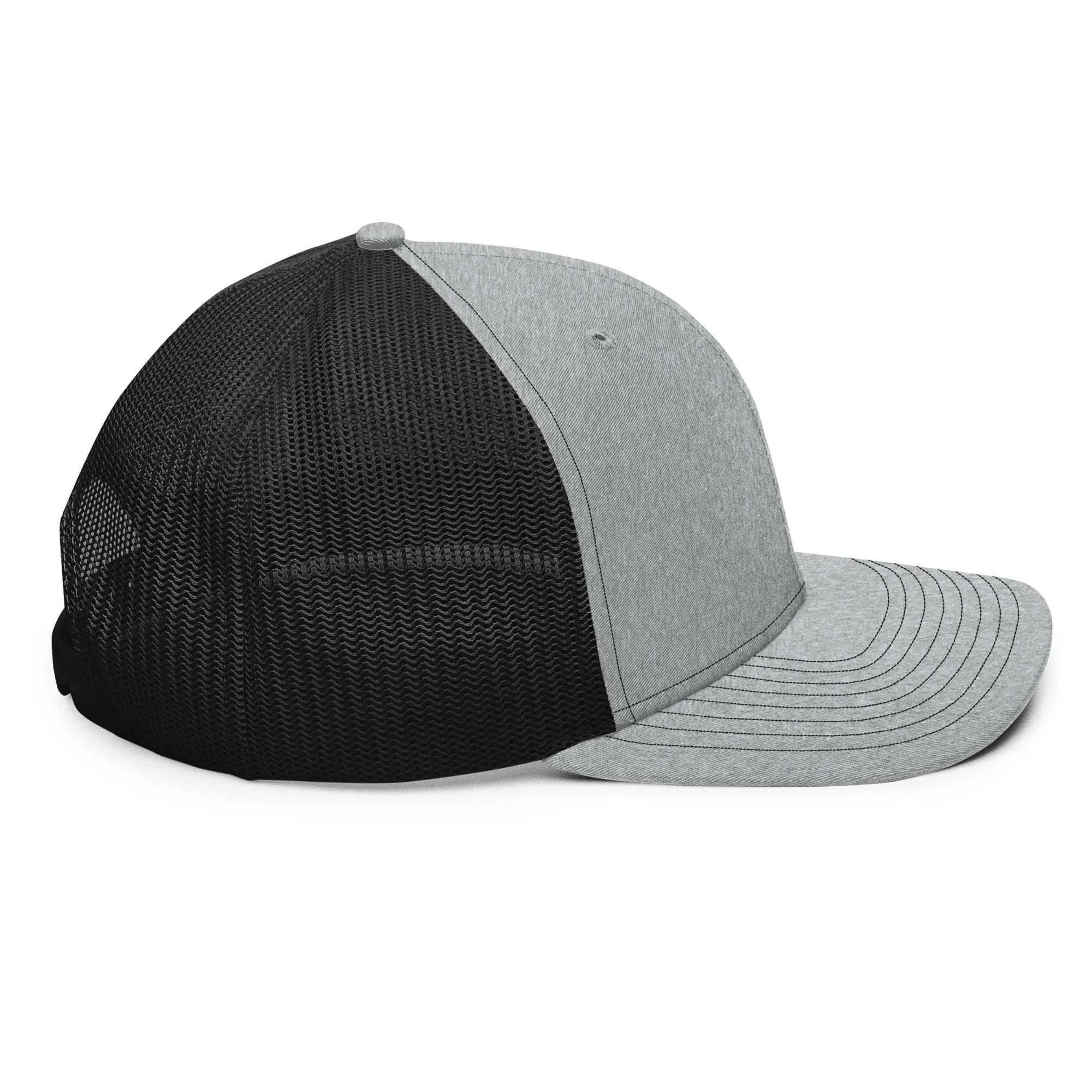 Noblesse Oblige - Trucker Cap