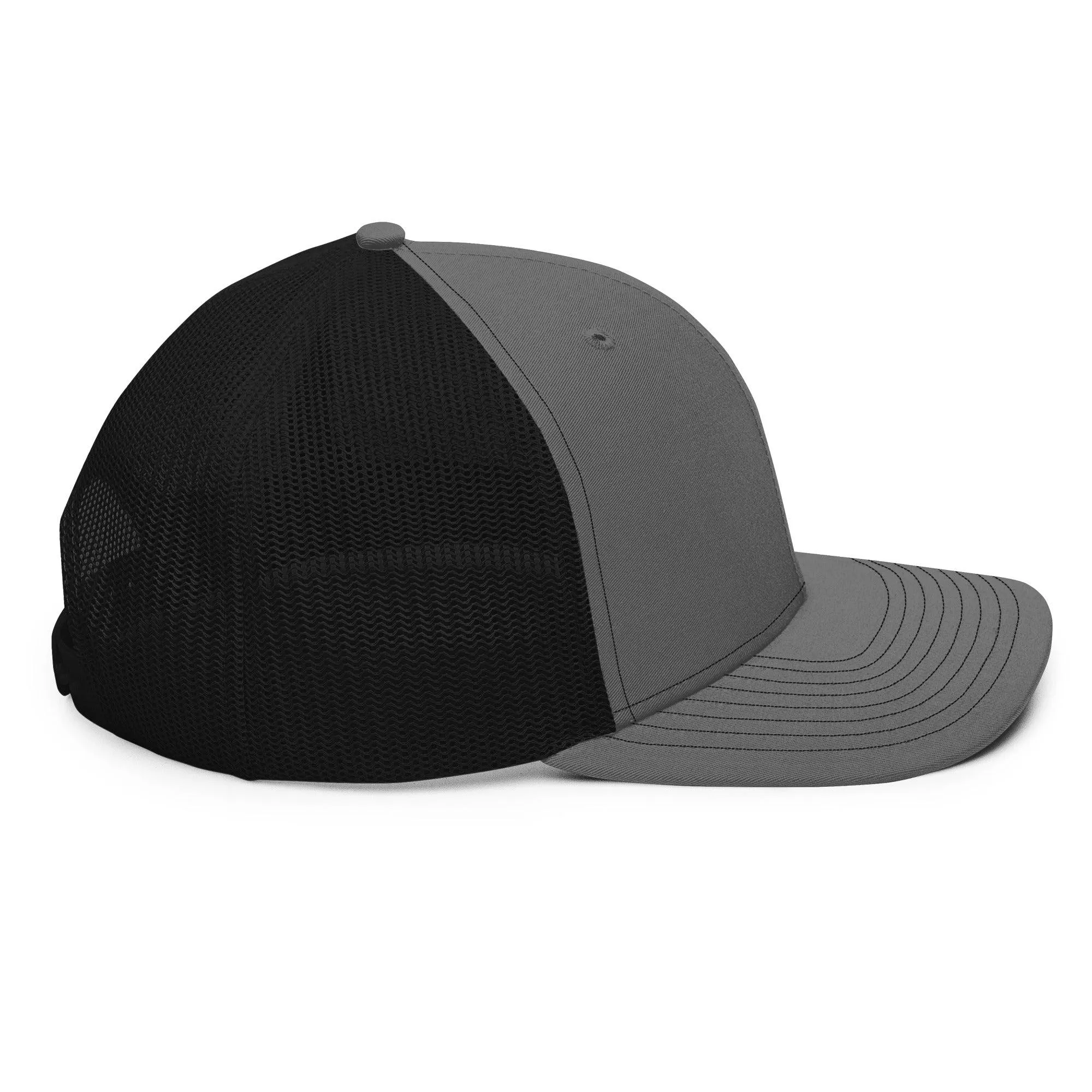 Noblesse Oblige - Trucker Cap