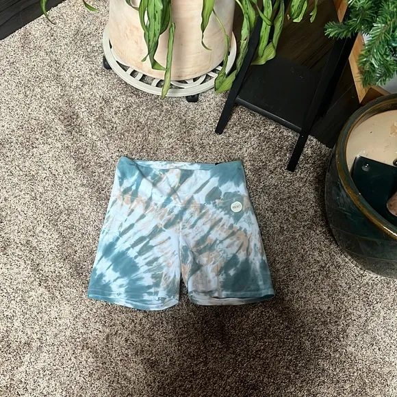NWT  Victoria secret yoga shorts tie -dye
