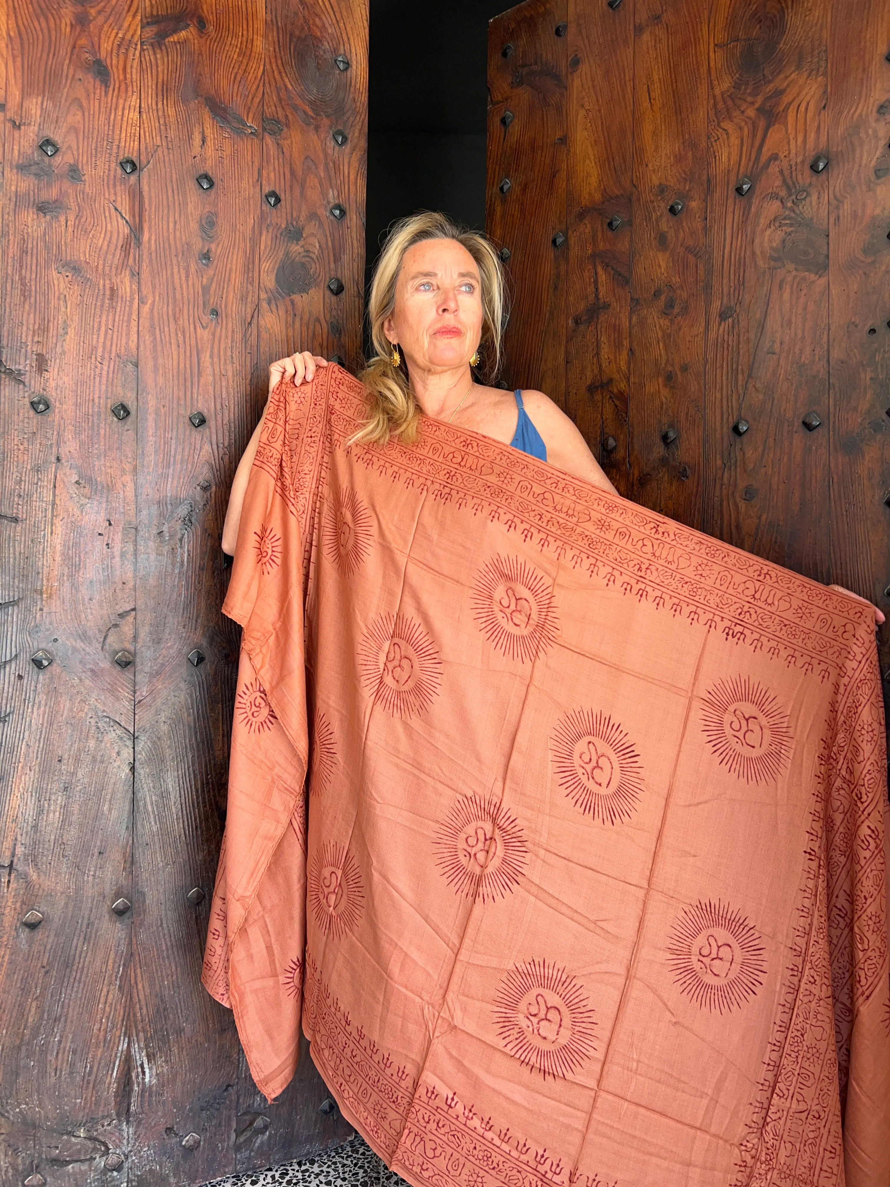 Om  🕉 big size Sarong - Pareo shawl in rust brownish