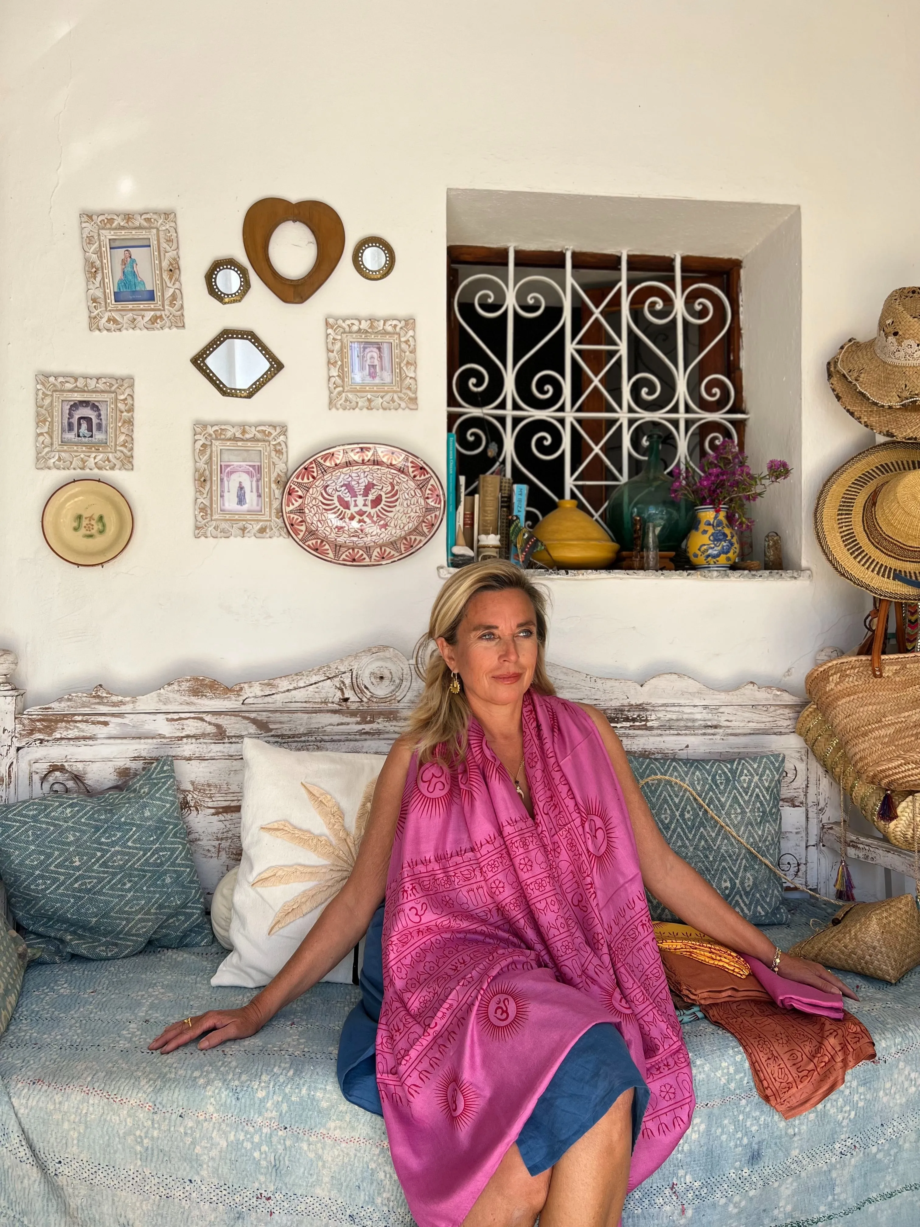 Om ram Indian sarong shawl pink
