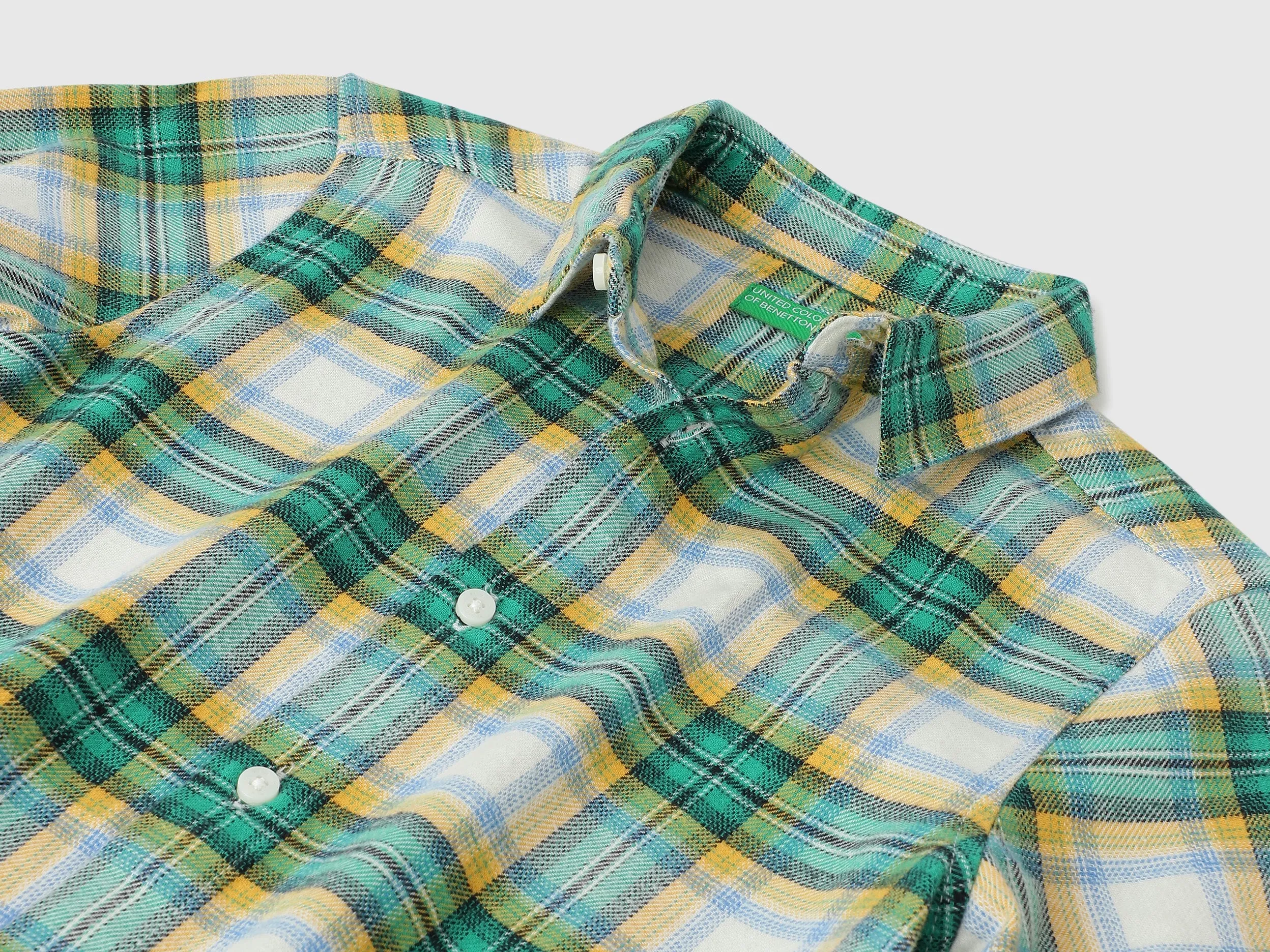 Regular Fit Spread Collar Checkered Shirts