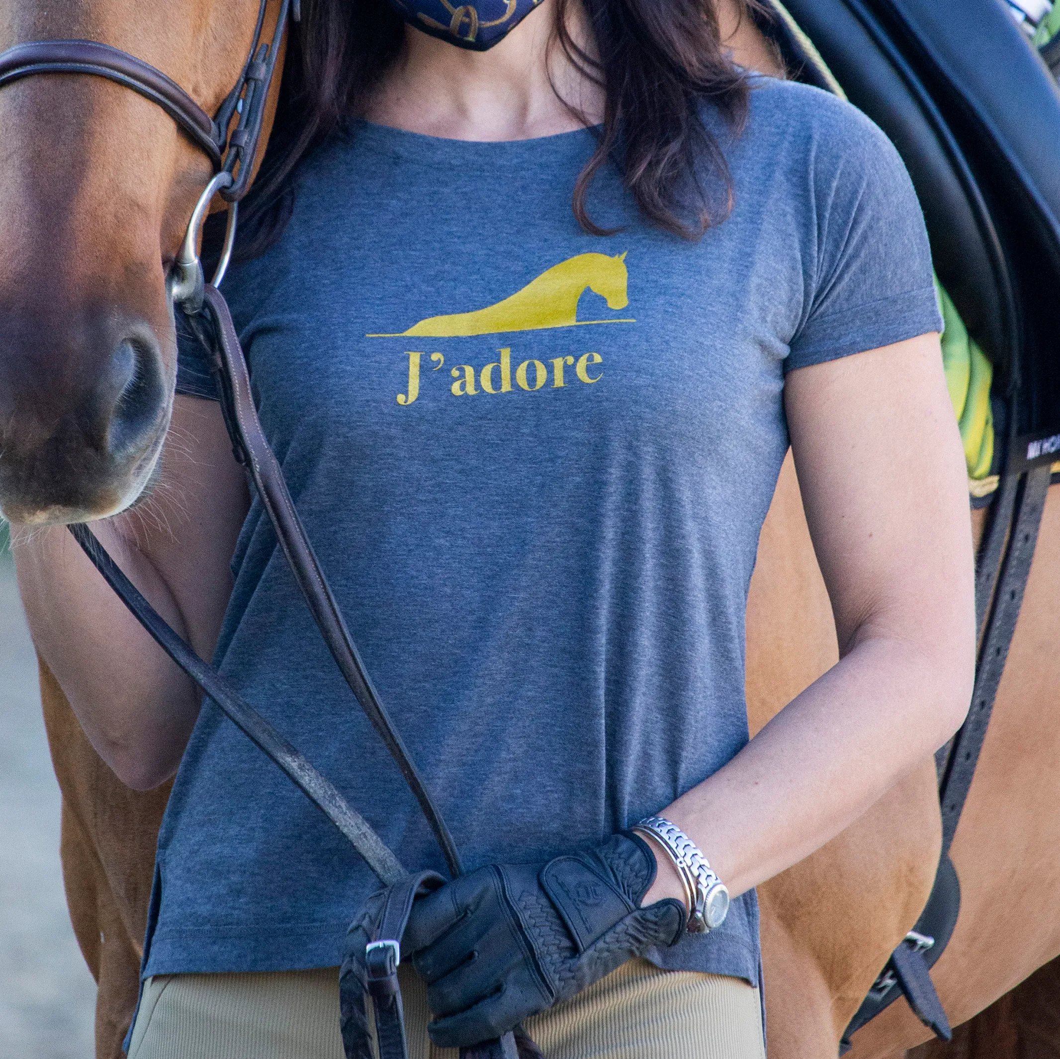 Retiring J'adore - Gold Glitter Print - T-shirt Women's - Grey Caviar