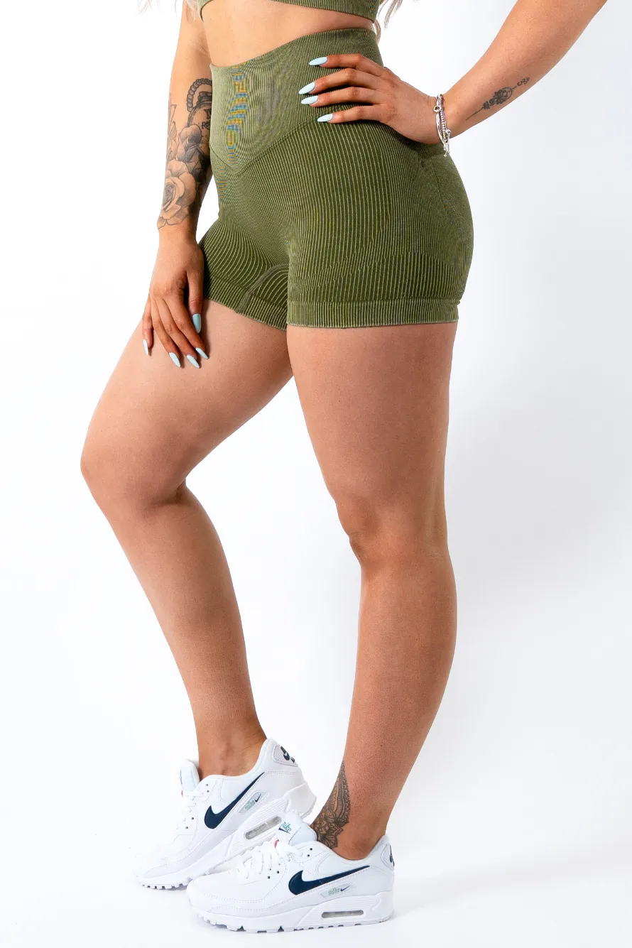 Ruby Rib Scrunchbum Shorts Green