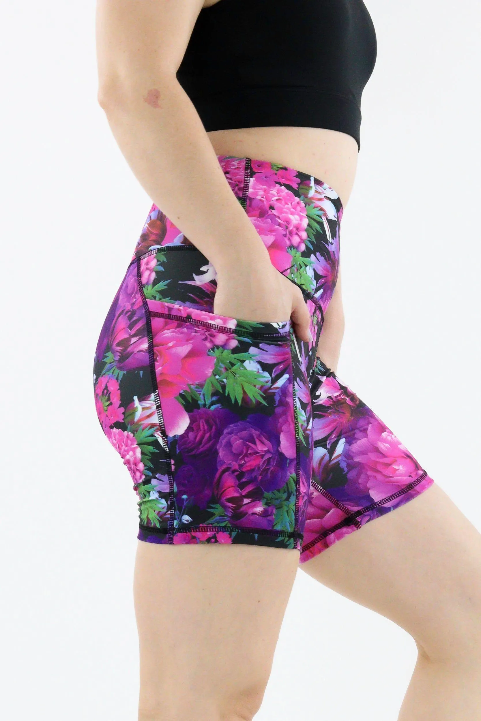 Serenity Flora - Hybrid 2.0 - Leg Pockets - Mid Shorts