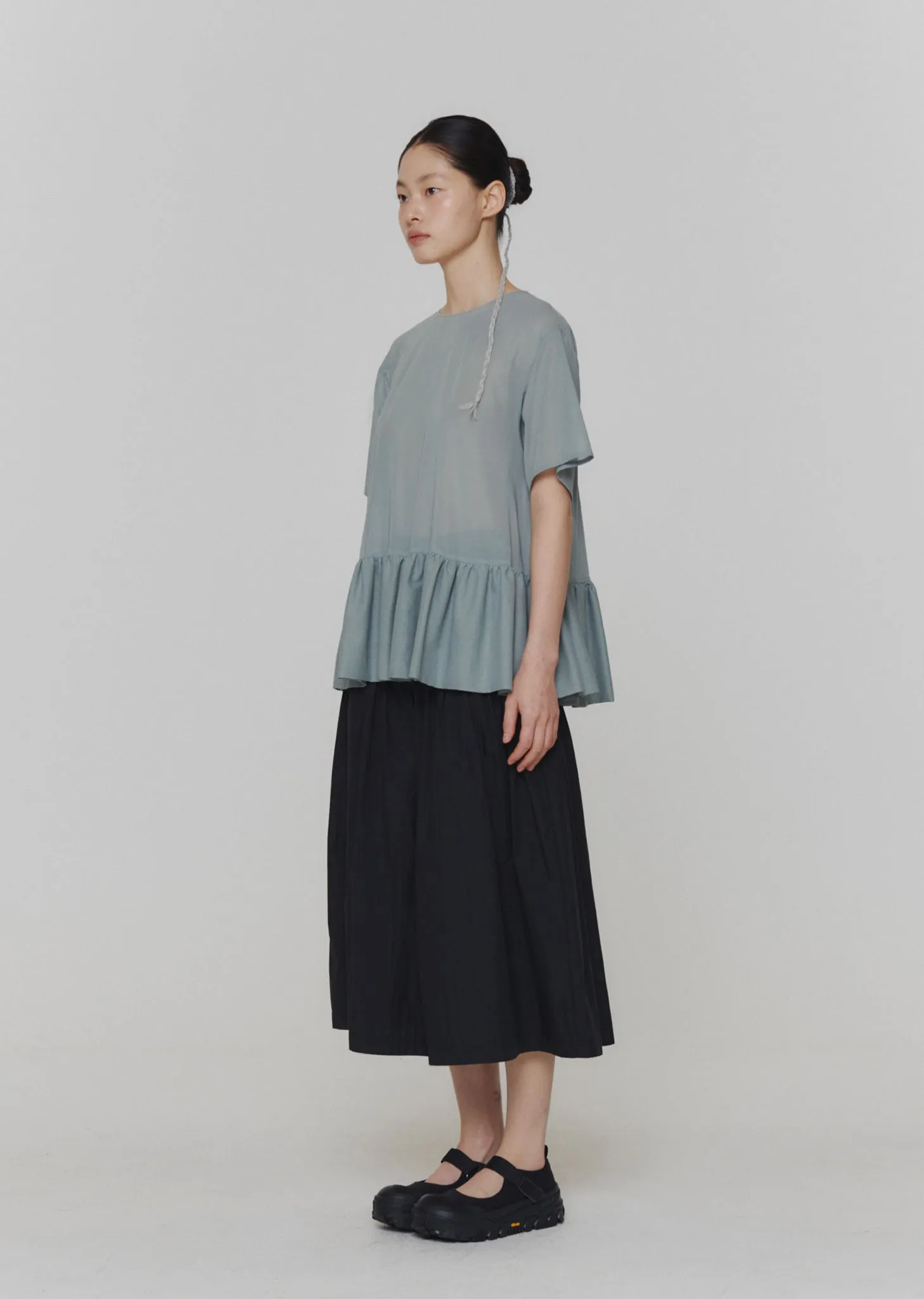 SHORT SLEEVE VOLUME TOP