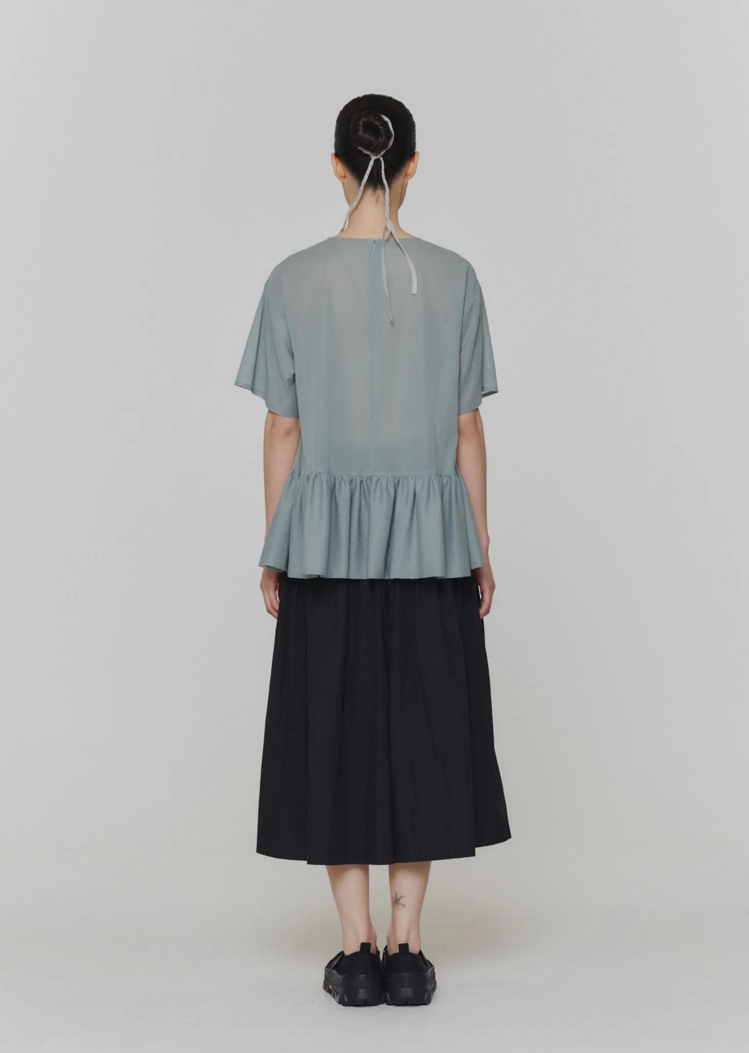 SHORT SLEEVE VOLUME TOP