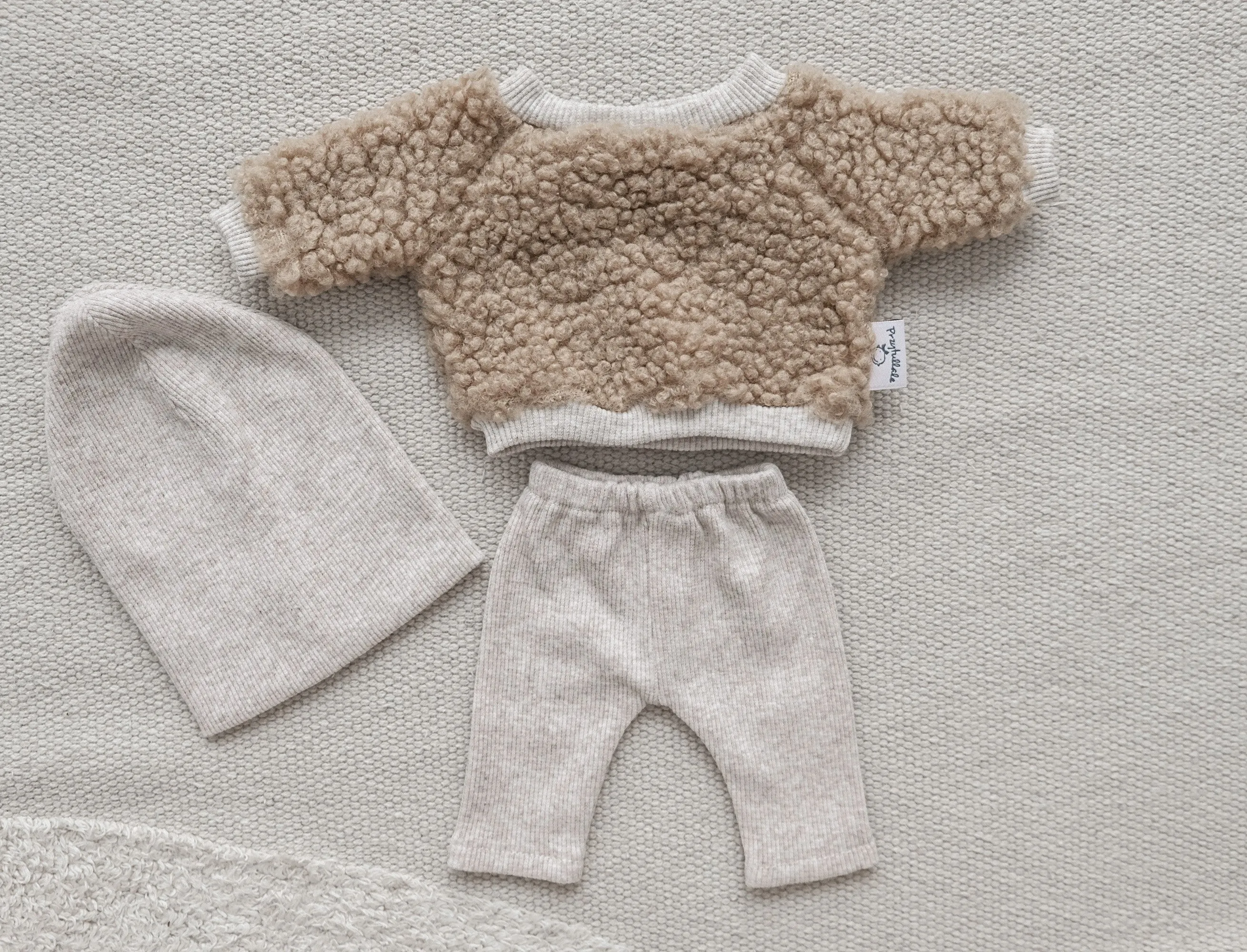softest teddy sweater and legging set for doll