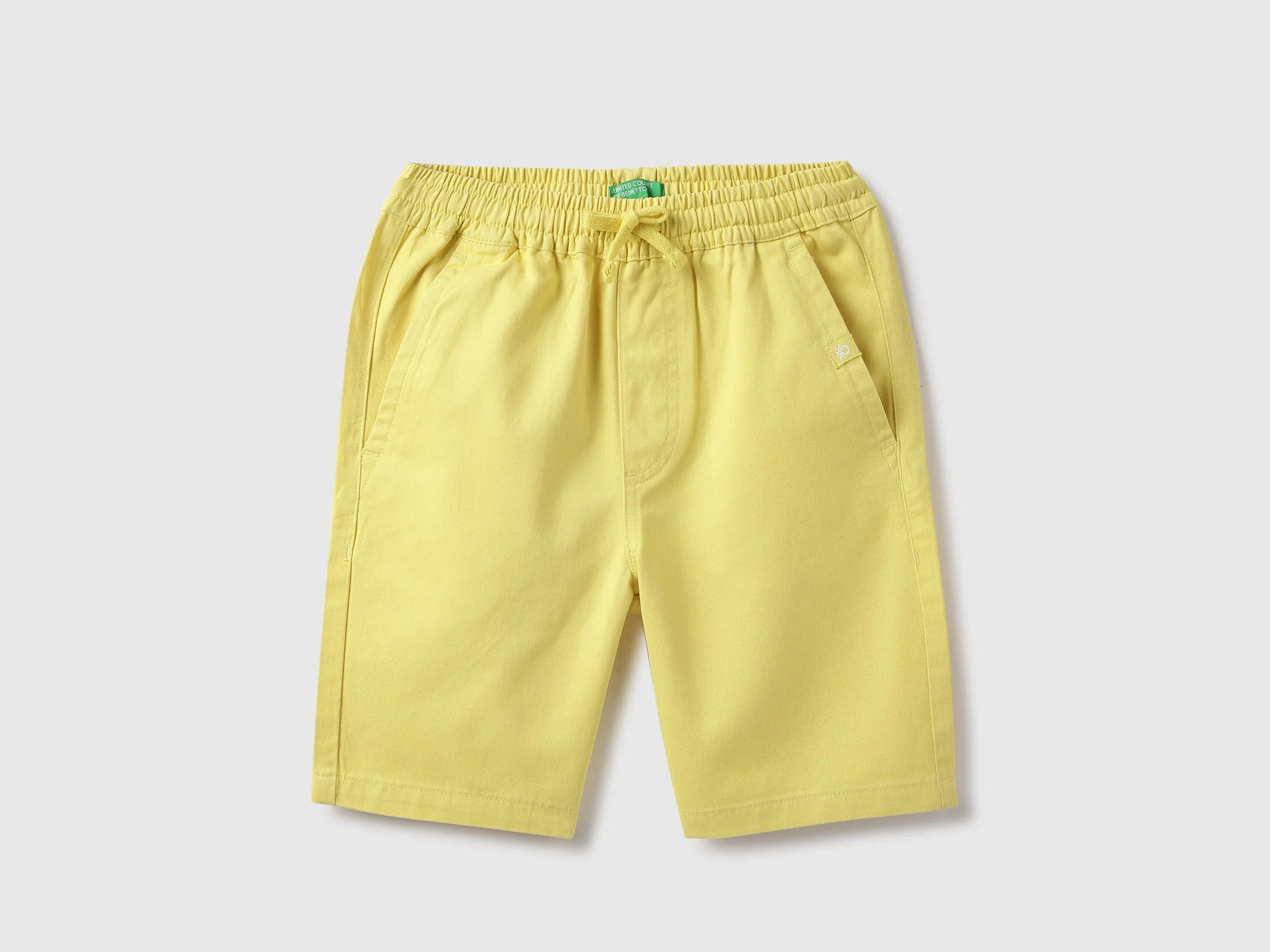 Solid Regular Fit Regular Shorts