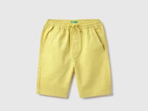 Solid Regular Fit Regular Shorts