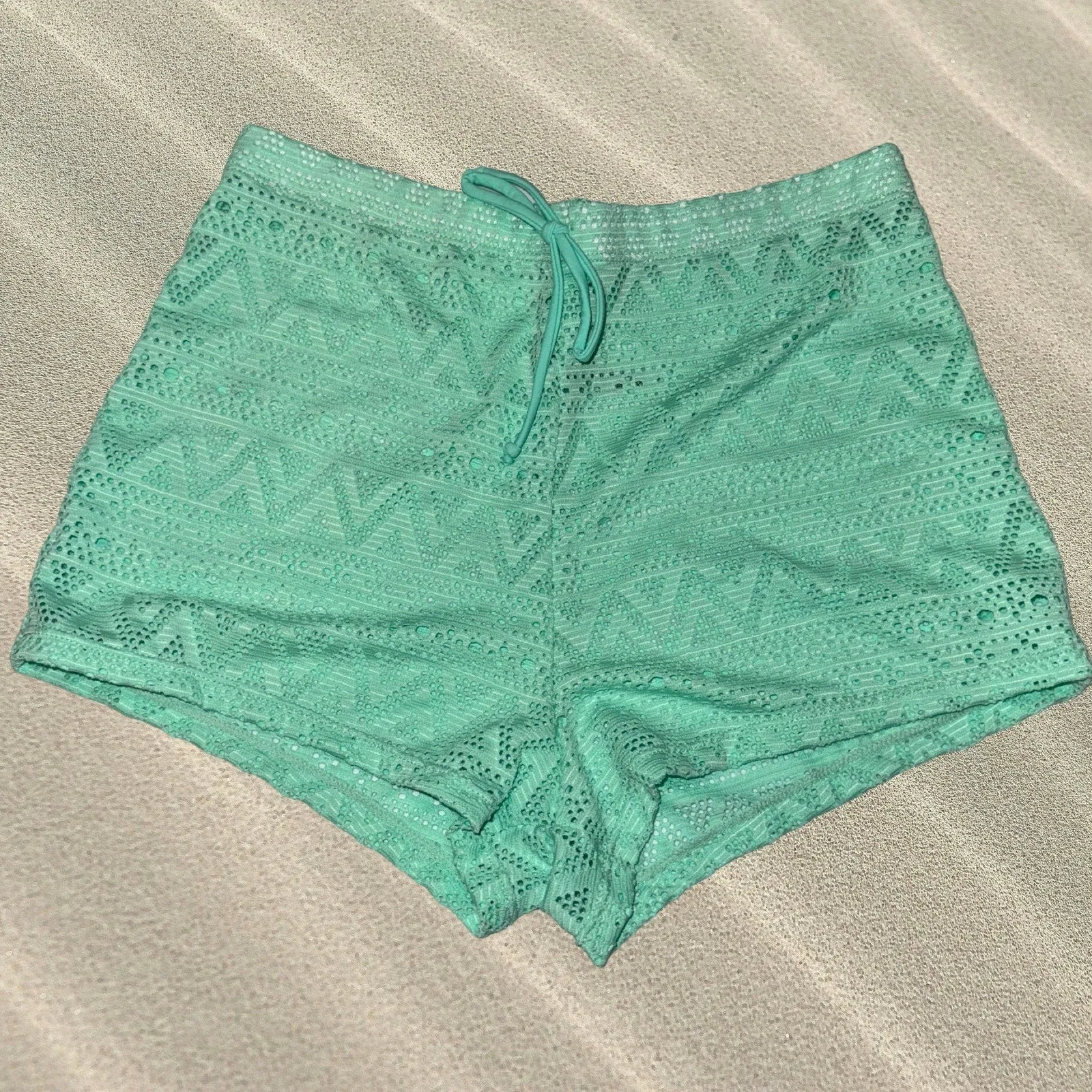 Sunny Waves Knit Shorts - Mint