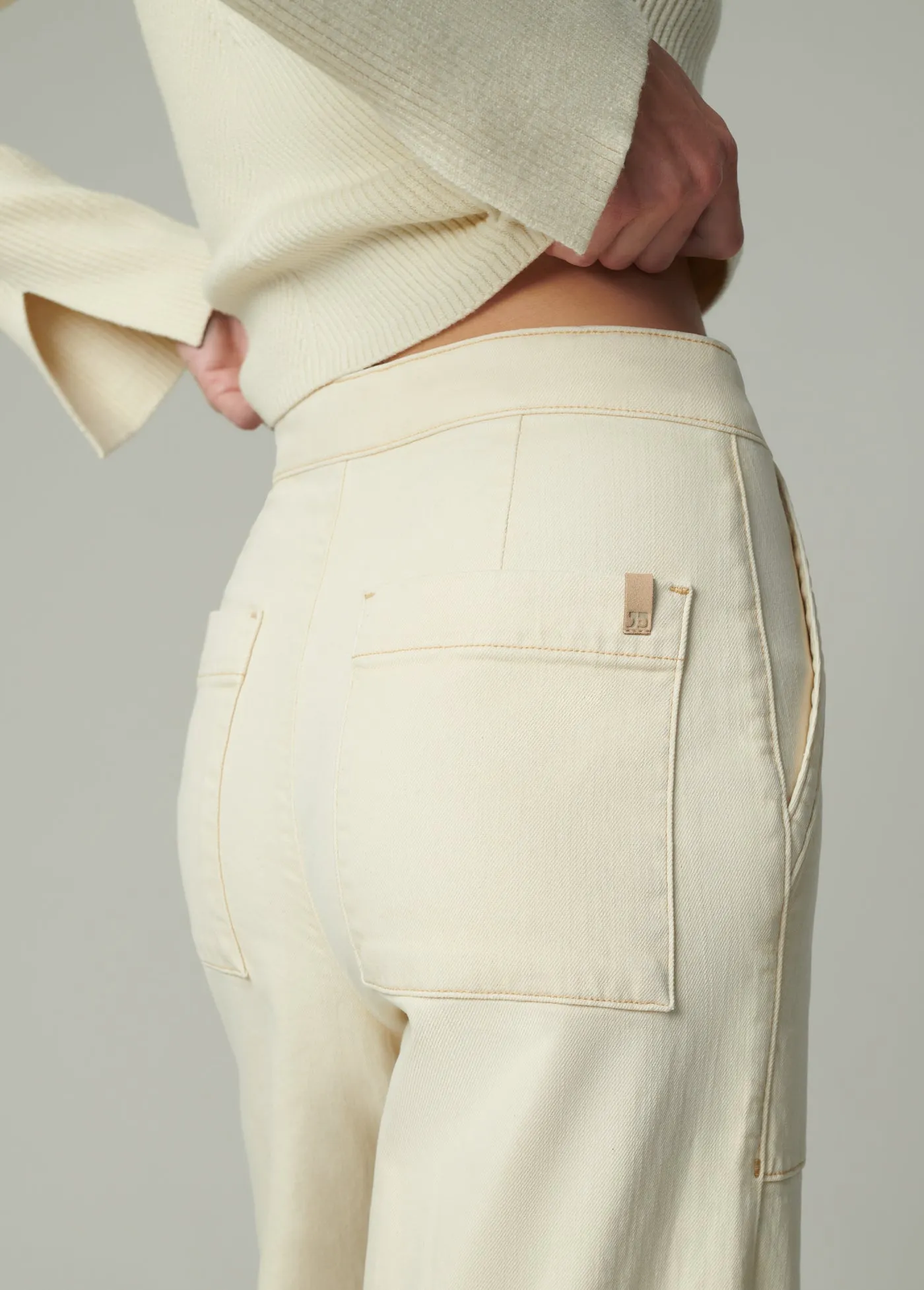 THE SIDE ZIP