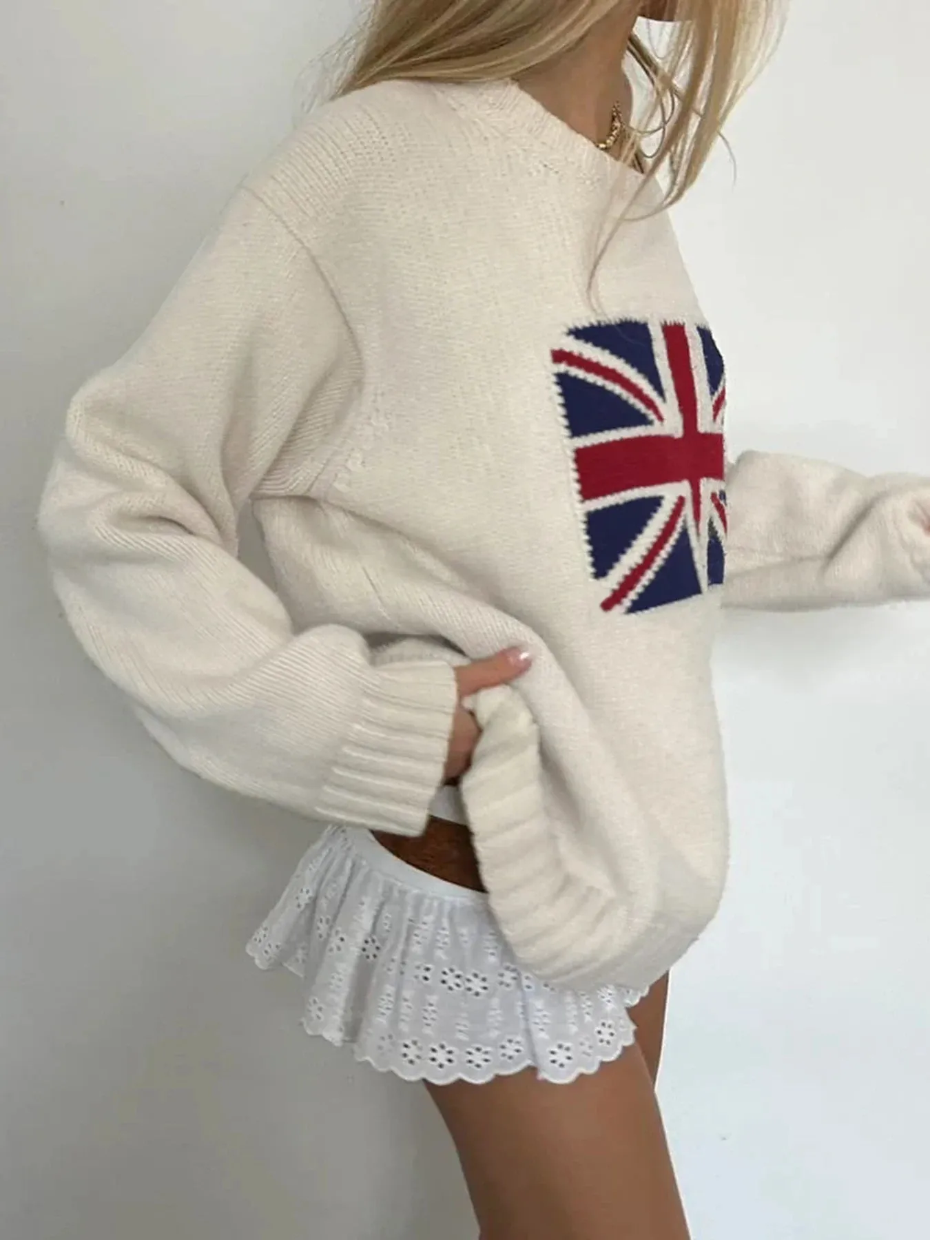 UK Flag Knitted Sweater for Women – Loose Fit Long Sleeve, O-Neck Casual Pullover, Autumn Warm Outerwear