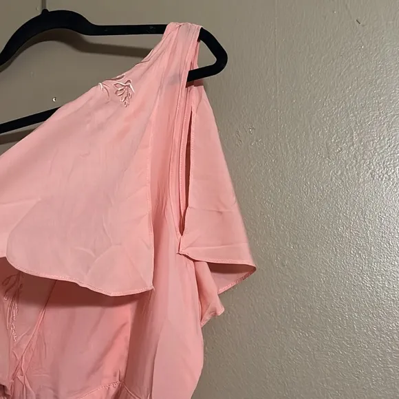 Verty Dress Sz L Peach Slit Sleeves Embroidered Collar Wrap Frt Flowy Coverup